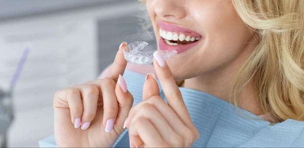 Absolute Dental – Minden 1 ¿Qué Servicios Cosméticos Ofrecemos